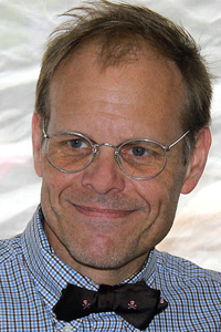 Alton Brown, Food Network personality